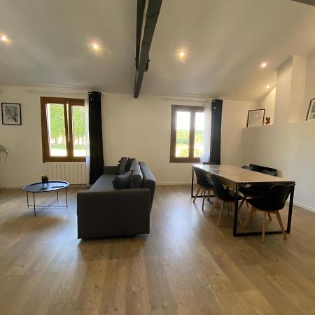 Appartement confortable et paisible Loupiac  Extérieur photo